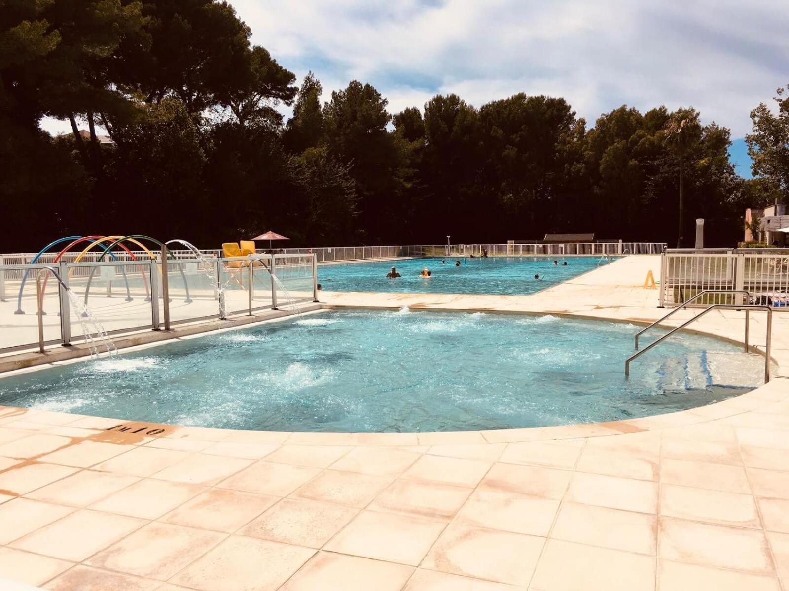 Blue Lagoon Six-Fours-les-Plages Exterior foto